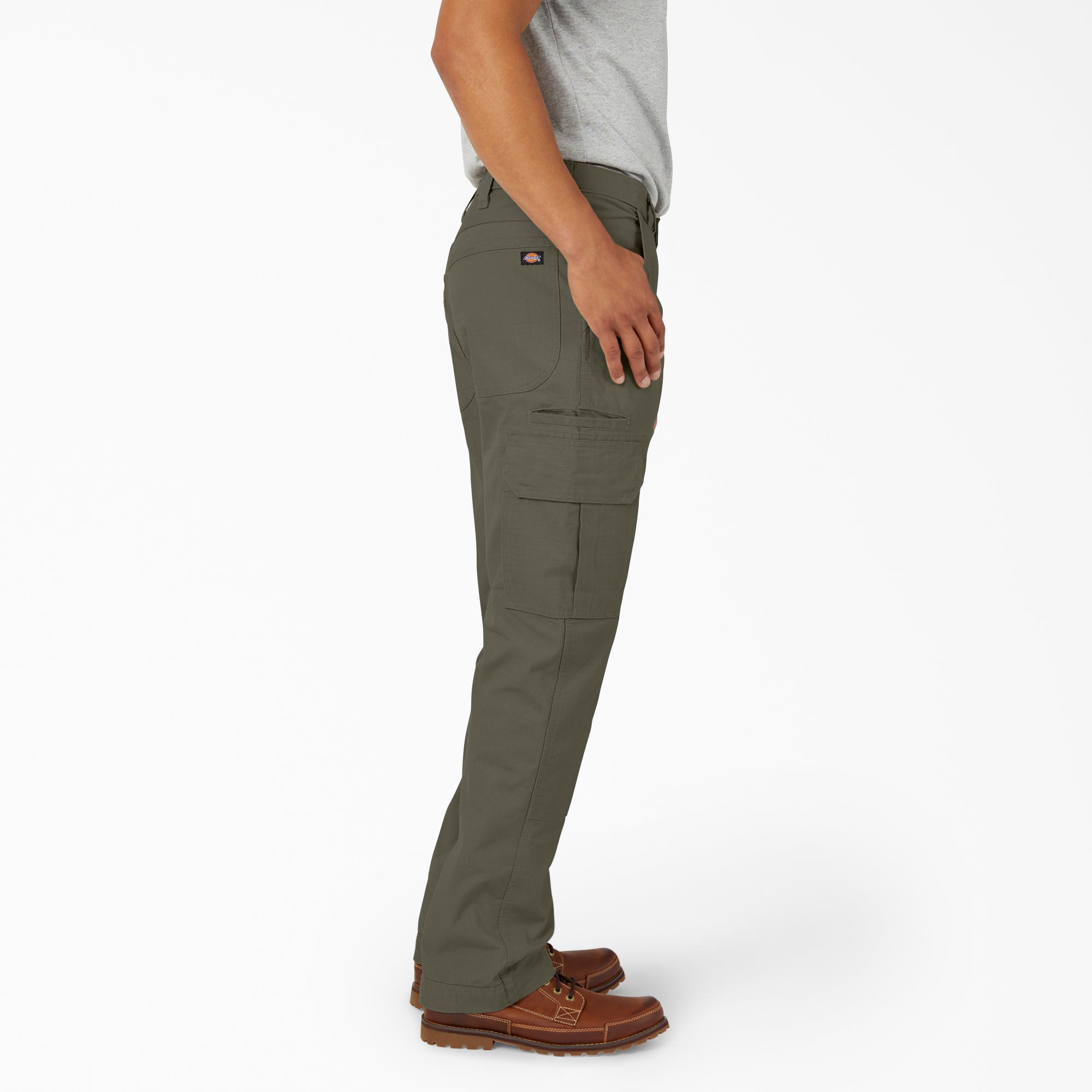 "FLEX DuraTech Relaxed Fit Ripstop Cargo Pants"
