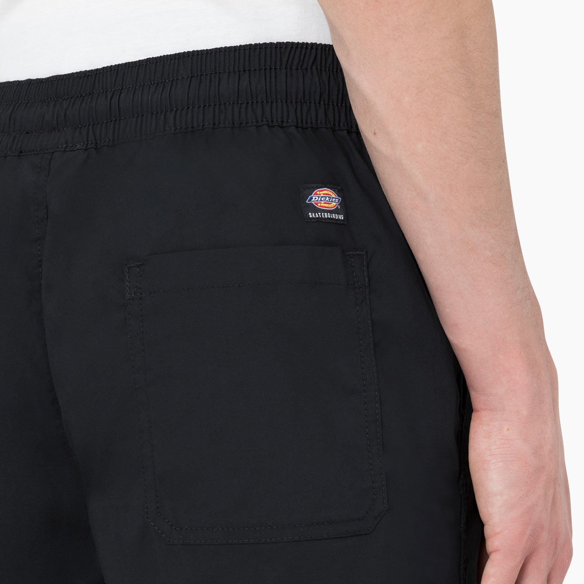 "Dickies Skateboarding Grants Pass Relaxed Fit Shorts, 9"""