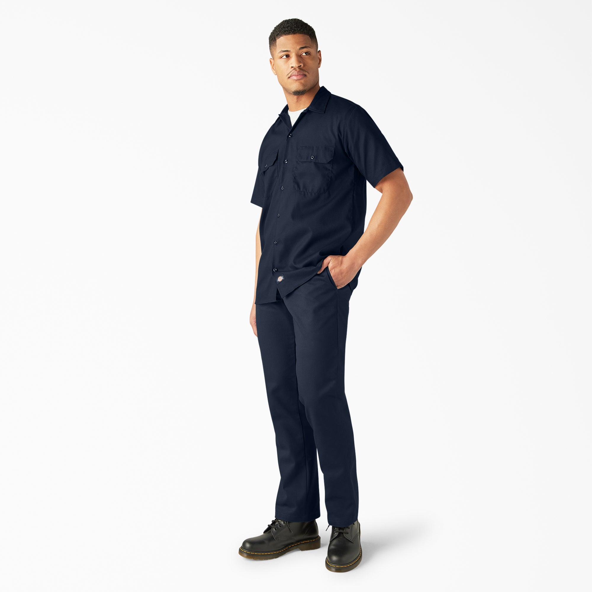 "FLEX Relaxed Fit Short Sleeve Work Shirt"