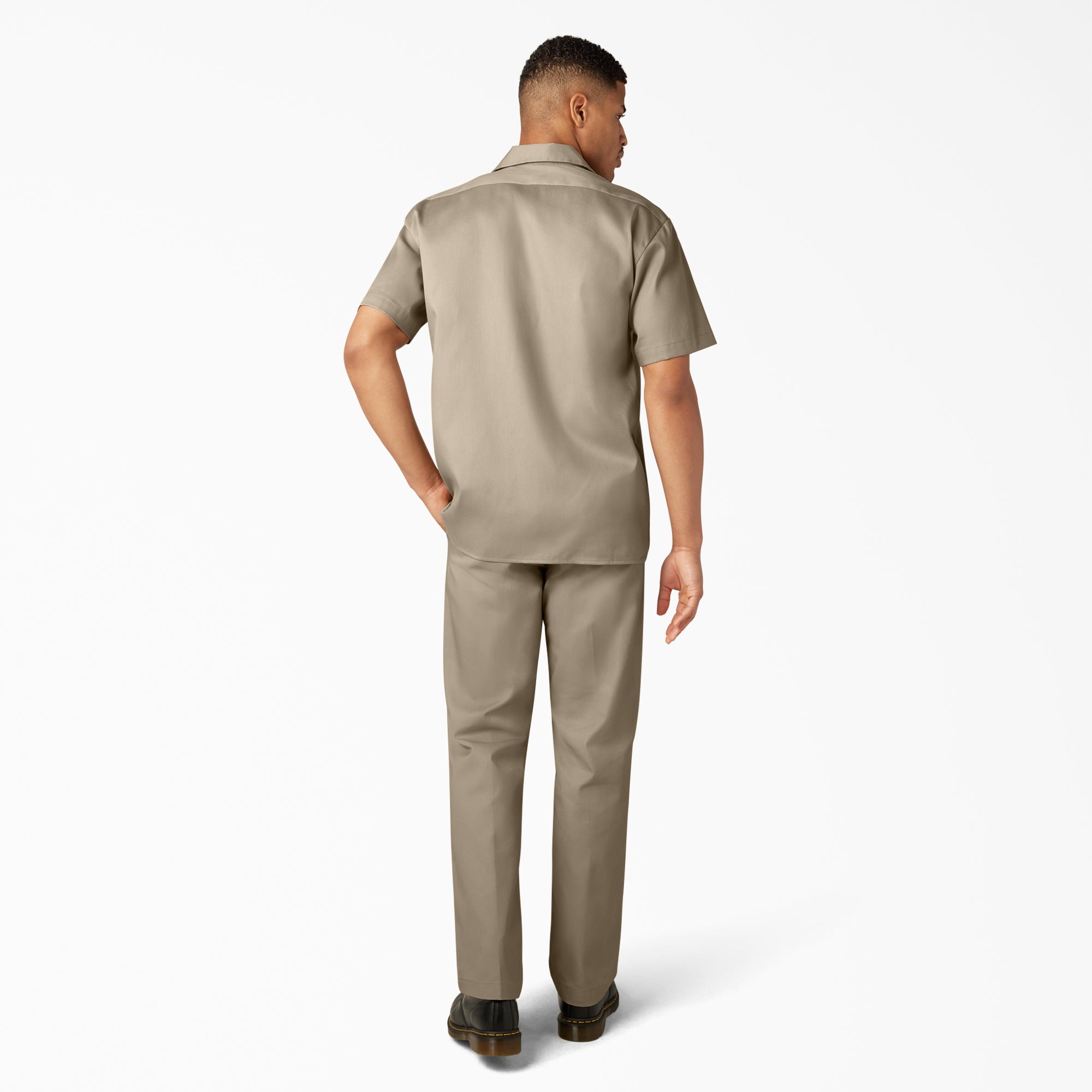 "FLEX Relaxed Fit Short Sleeve Work Shirt"