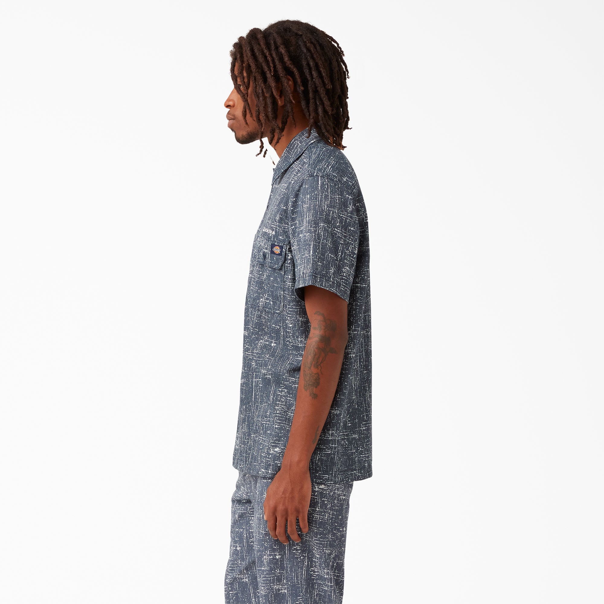 "Twill Button-Up Short Sleeve Work Shirt"