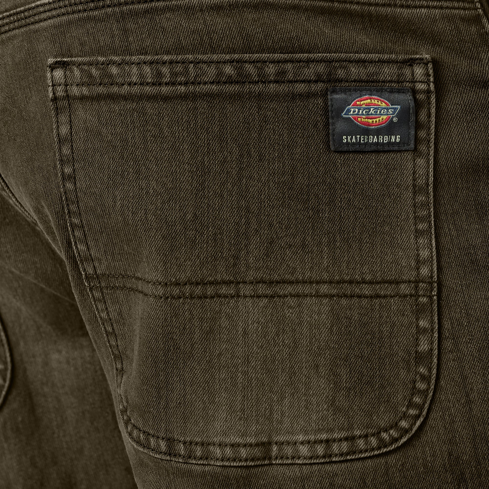 "Dickies Skateboarding Wingville Loose Fit Jeans"