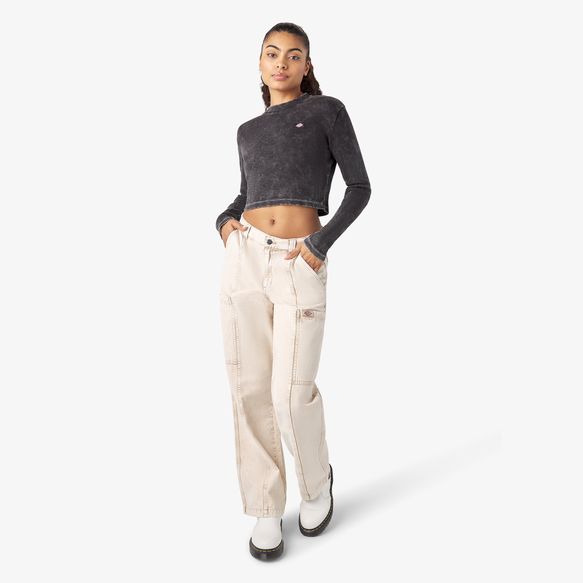 "Women's Newington Long Sleeve T-Shirt"