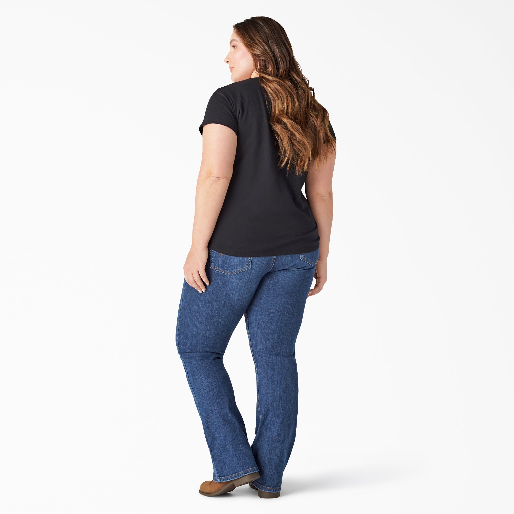 "Women's Plus Heavyweight Short Sleeve Pocket T-Shirt"