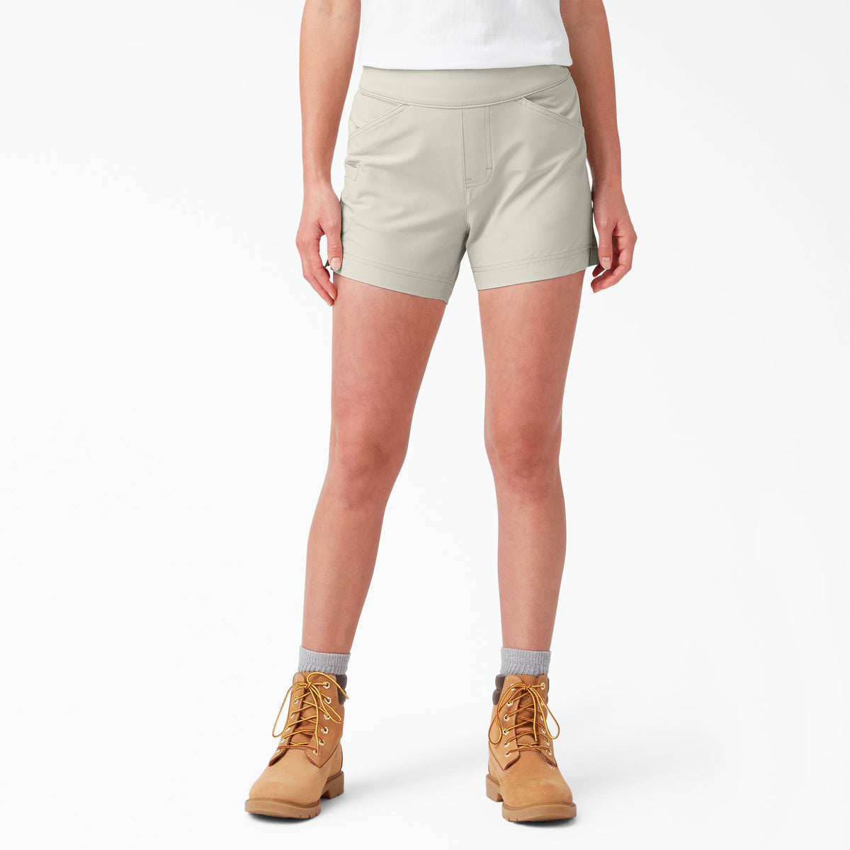 "Women's Cooling Relaxed Fit Pull-On Shorts, 5"""