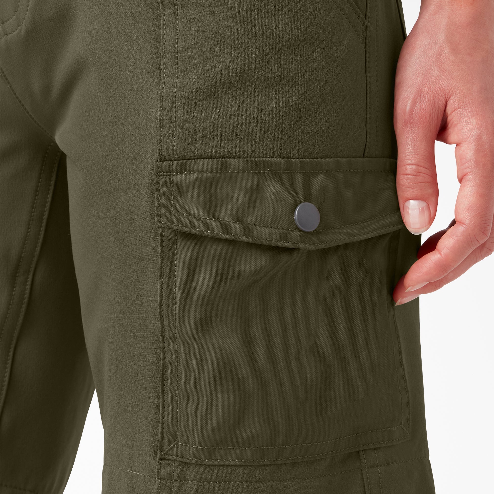 "Women's Cooling Slim Fit Cargo Shorts, 10"""