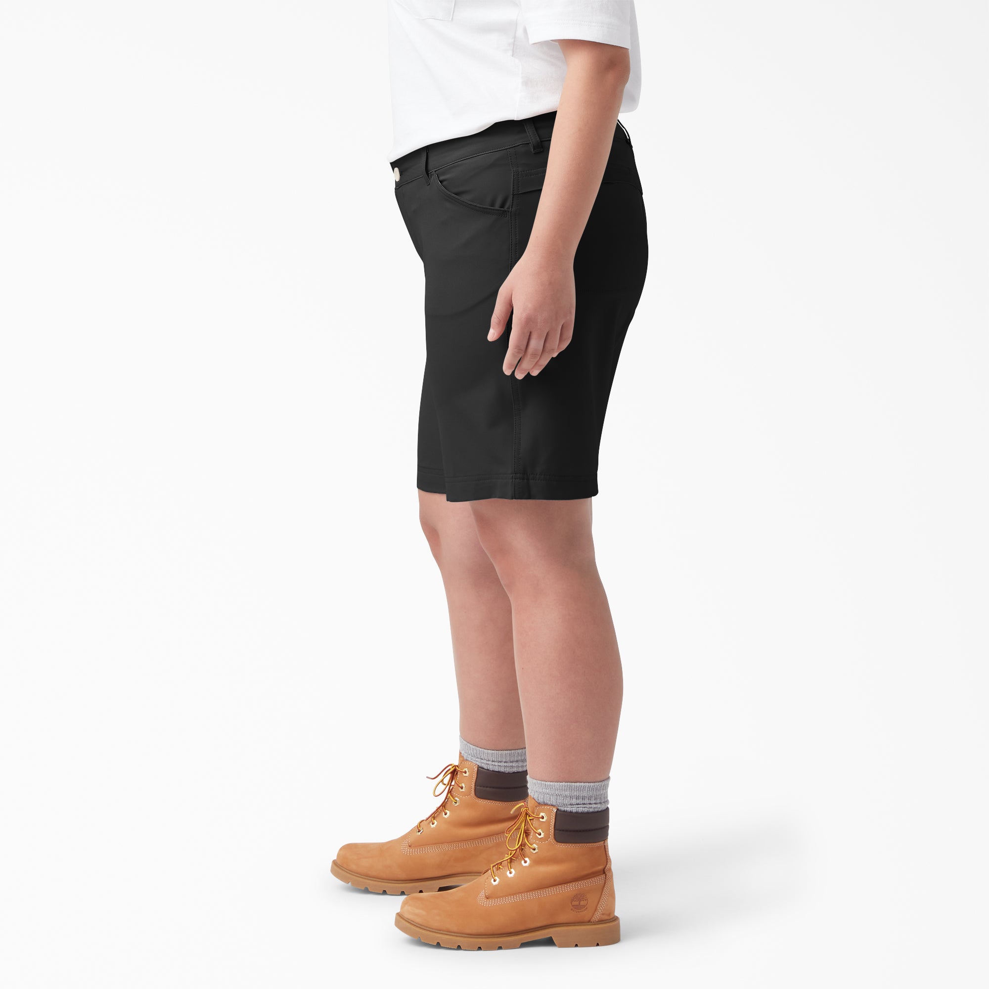 "Women's Plus Cooling Relaxed Fit Shorts, 9"""