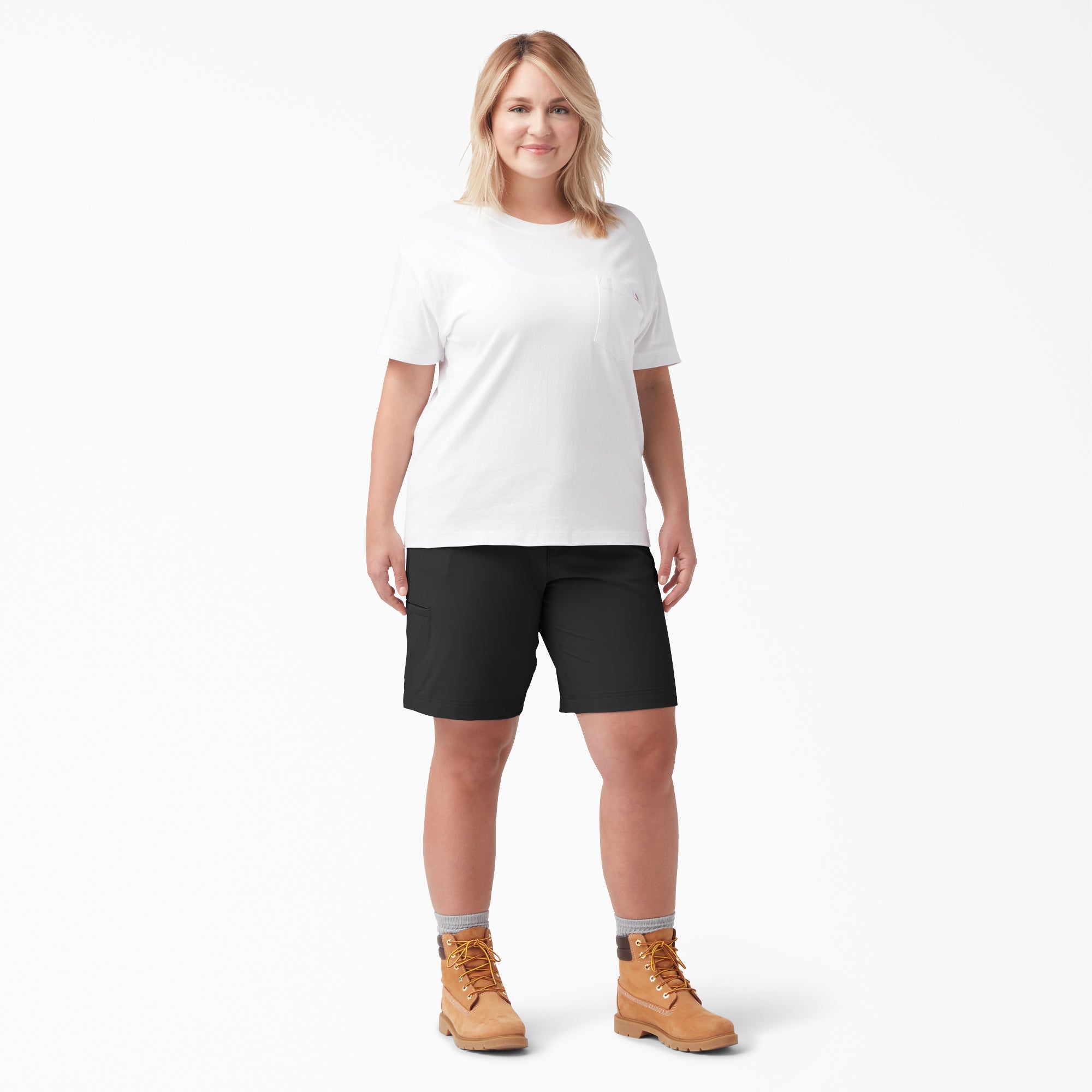 "Women's Plus Cooling Relaxed Fit Shorts, 9"""