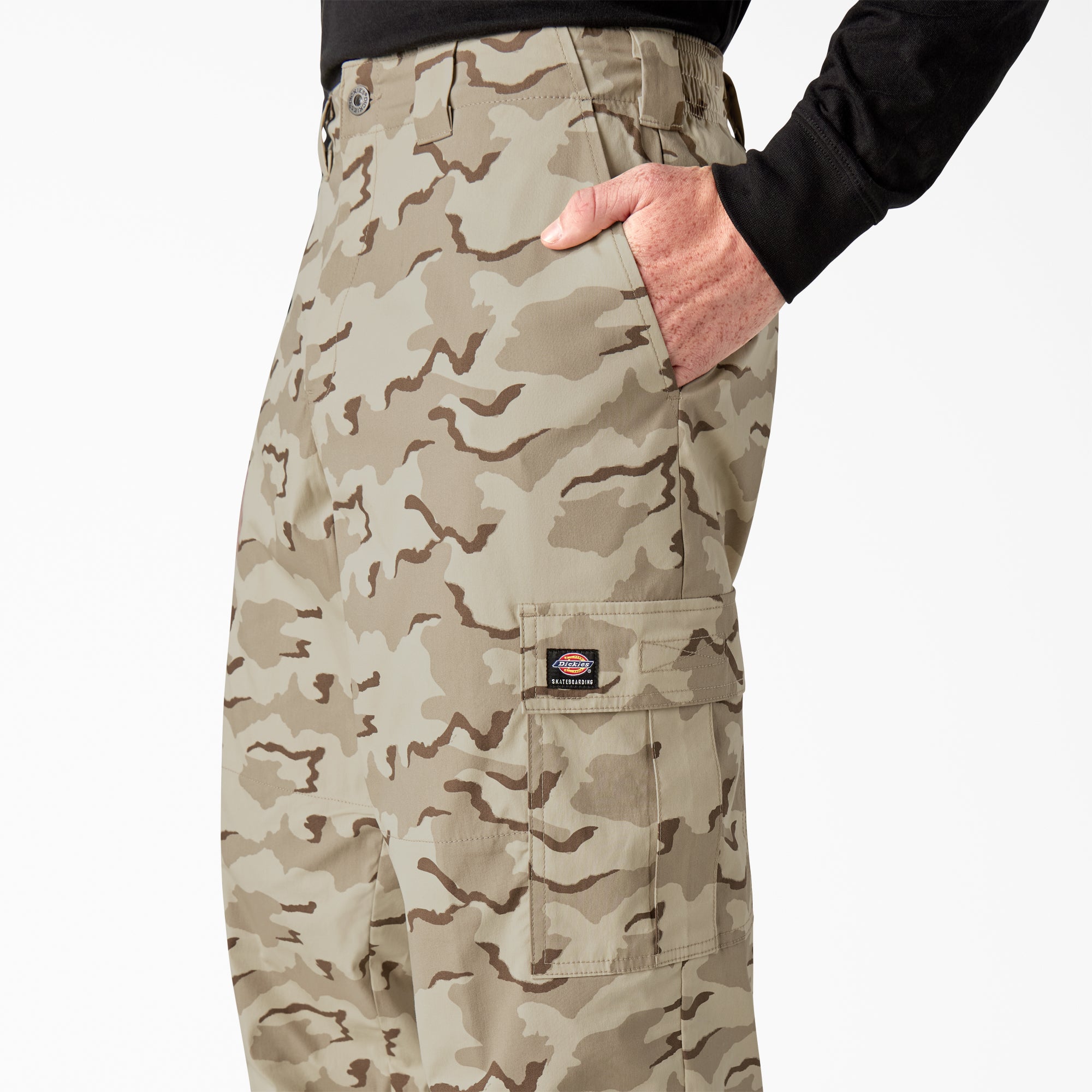 "Dickies Skateboarding Loose Fit Camo Cargo Pants"
