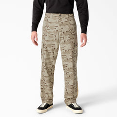 "Dickies Skateboarding Loose Fit Camo Cargo Pants"